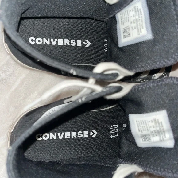 Converse Black and White Low Top Sneakers - Picture 2 of 4